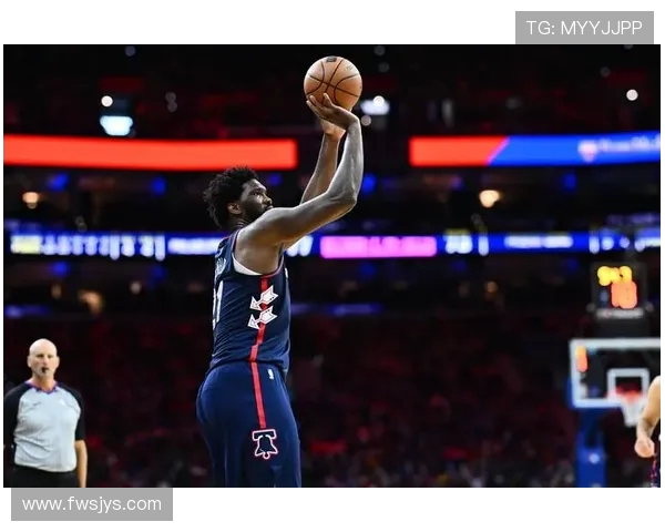 恩比德成为NBA历史上砍下25分5篮板5助攻所需时间第三短的球员